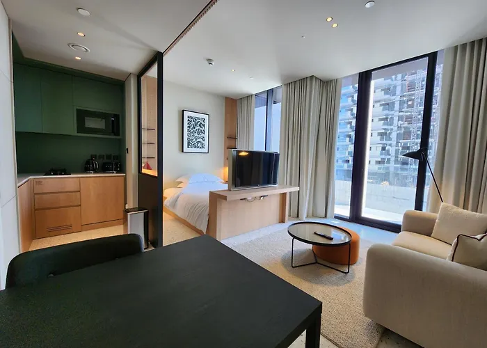 Upside Living Studio Business Bay With Infinity Pool And Coworkspace